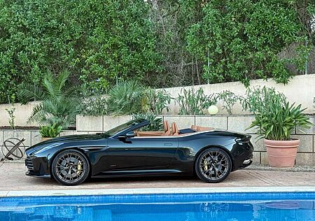 Aston Martin DB12 Volante