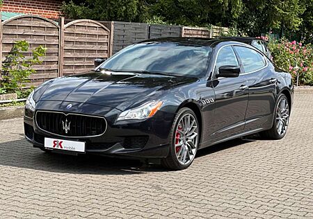 Maserati Quattroporte 3.0/KeylessGo/Navi/R-Cam/Bi-Xenon