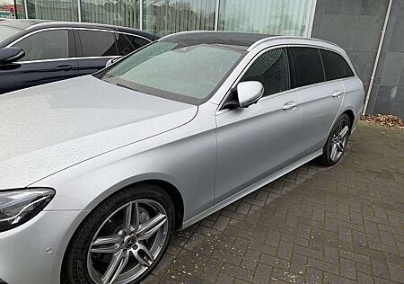 Mercedes-Benz E 220 d AMG 4Matic AHK Pano 360 Kam Standh CarPlay Bur