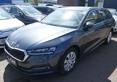 Skoda Octavia Combi 2.0 TDI DSG Klimaautomatik Navi ACC Rückf