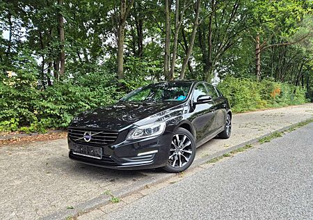 Volvo S60 Diesel D3 Linje Svart