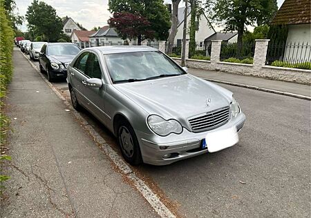 Mercedes-Benz C 200 KOMPRESSOR CLASSIC *Automatik