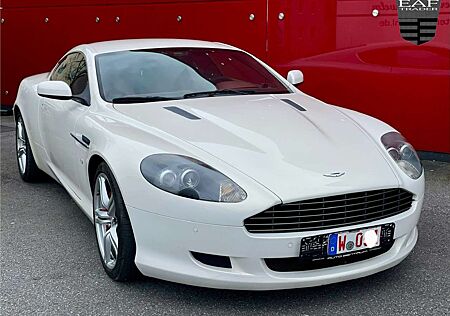 Aston Martin DB9 Coupe Touchtronic, 6.0 V12, Perlweiß Leder Red