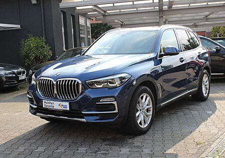 BMW X5 xDrive 30d xLine*LIVECOCKPIT*KAMERA*AHK*LED*