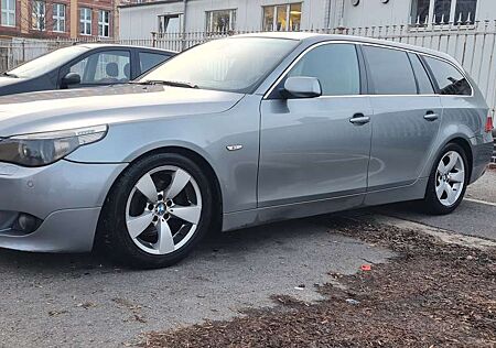 BMW 530d 530 *Automatik*Euro4*AHK*Vollleder