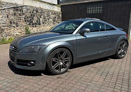 Audi TT 2.0 TFSI Coupe