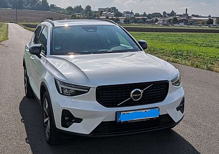Volvo XC 40 XC40 XC40 B4 B AWD DKG Ultimate Dark