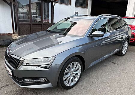 Skoda Superb 2.0 TDI DSG Combi Style VIRTUAL PANO AHK