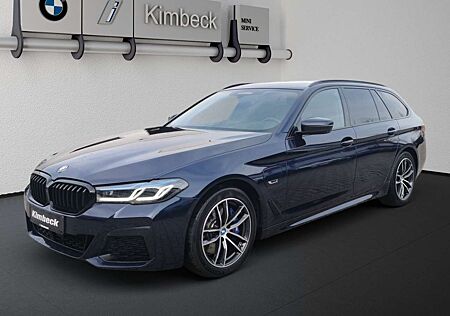 BMW 530 e xDrive Touring M SPORT INDIV TANSANITBLAU