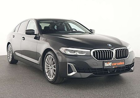 BMW 530 i Luxury ACC|Glasdach|HUD|PAs+Kam|Lüftung|DAP