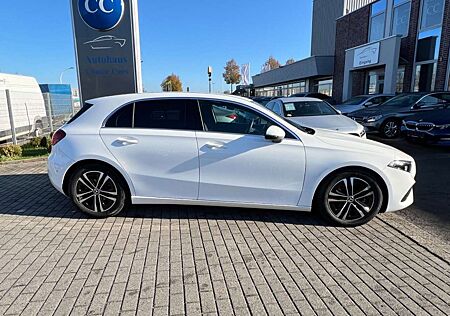 Mercedes-Benz A 180 d Progressive + Advanced Artico+Carbon