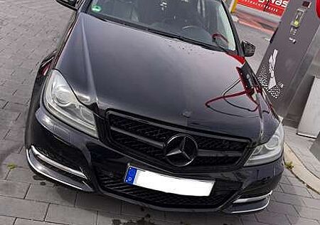 Mercedes-Benz C 200 CDI DPF Automatik BlueEFFICIENCY Avantgarde