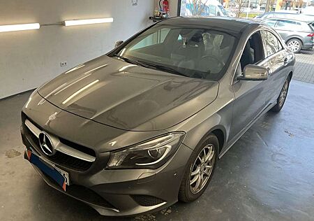 Mercedes-Benz CLA 200 +TÜV NEU
