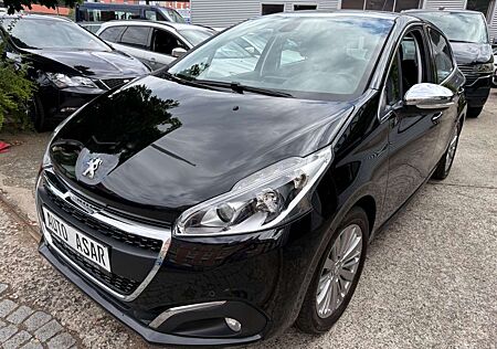 Peugeot 208 Allure Klima/Panorama/Alu