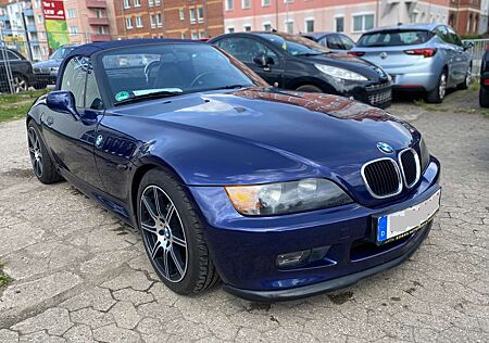 BMW Z3 roadster 1.9/ TÜV NEU