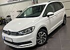 VW Touran Volkswagen 1.6 TDi Automatik *Navi*AHK*ACC*SHZ*PDC*