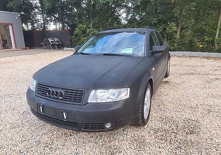 Audi A4 Avant 3.0 quattro Aut*Temp*Leder*Navi*LMF*SZH