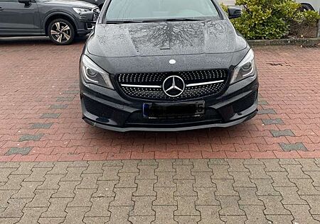Mercedes-Benz CLA 220 Shooting Brake (CDI) d 4Matic 7G-DCT AMG Line