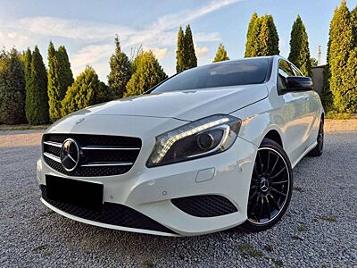 Mercedes-Benz A 180 A 180 (BlueEFFICIENCY) Urban
