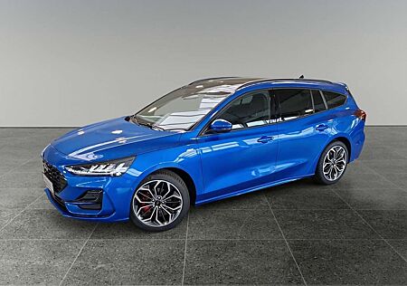 Ford Focus Turnier ST-Line X mit Panorama-Schiebedach