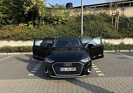 Audi A3 30 TFSI Sportback S tronic advanced