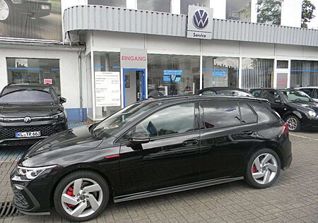 VW Golf Volkswagen VIII Lim. GTI 2,0 TSI 7 GANG DSG PANO,KAM.