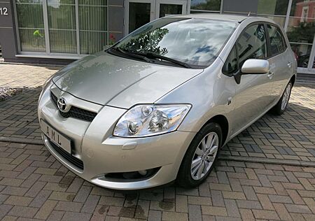 Toyota Auris Executive XENON TÜV+AU NEU PDC TEMPOMAT