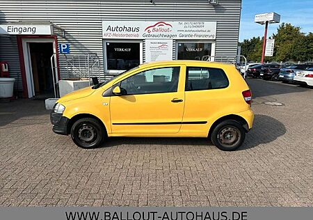 VW Fox Volkswagen *KLIMA*EURO4*KEIN TÜV* ZENTRALVERRIEGLUNG*