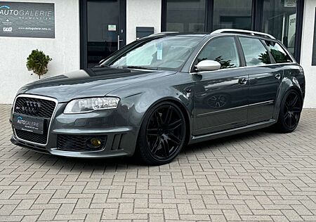Audi RS4 4.2°Memory°Sola°Klimaa°Bose°Bi-Xenon°S-Dach
