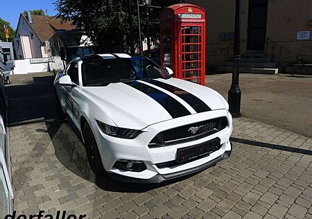 Ford Mustang 5,0 GT V8 Schalter deutsche Auslieferung
