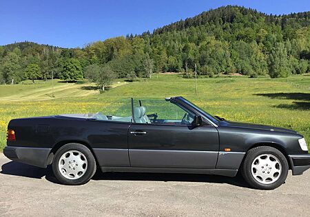 Mercedes-Benz 300 CE 24 V Cabrio