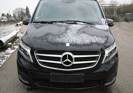 Mercedes-Benz V 250 (BlueTEC) d extralang 4Matic 7G-TRONIC