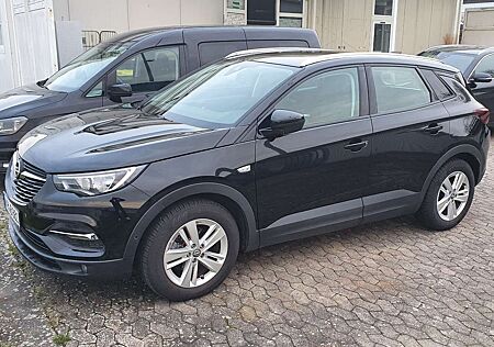 Opel Grandland X 1.2 Start/Stop Business Edition