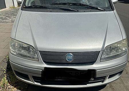 Fiat Idea 1.4 16V Dynamic