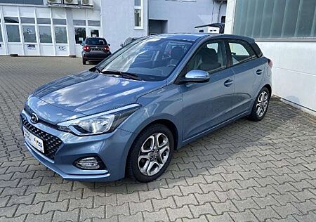 Hyundai i20 1.2 Trend 5-tg - Rückfahrkamera - 8fach bereift