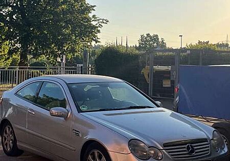 Mercedes-Benz CL C200 sportcoupe
