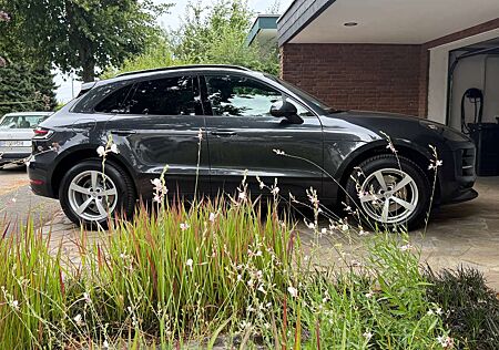Porsche Macan PDK