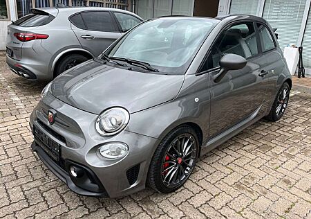 Abarth 695C *Rennsportfeeling.*