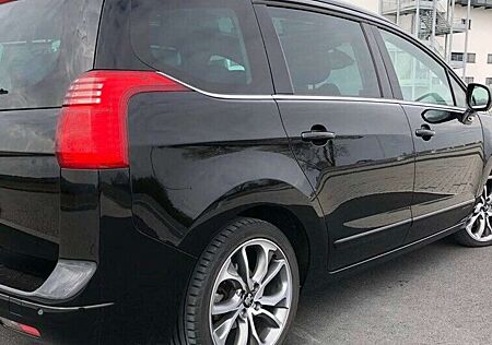 Peugeot 5008 2.0 hdi Business Aut. 7 Stz