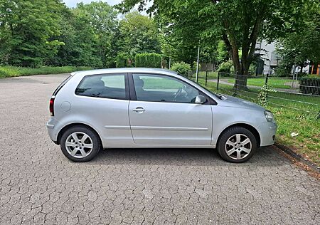 VW Polo Volkswagen IV 3-Türer 1.2 United