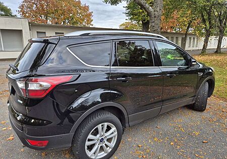 Ford Kuga 1.5 EcoBoost 2x4 Cool & Connect