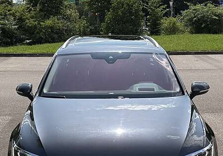 VW Passat Variant Volkswagen R-Line Vollauslastung Top Zustand