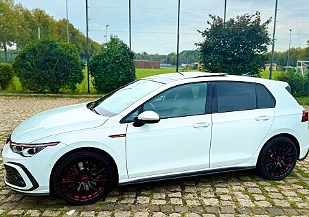 VW Golf GTI Volkswagen GARANTIE BIS 2027