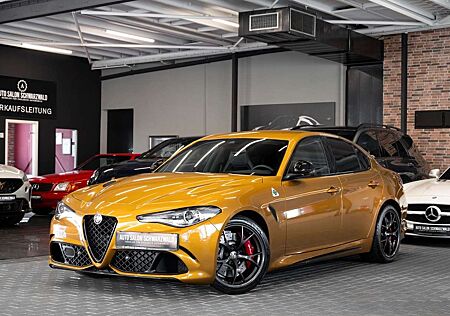 Alfa Romeo Giulia Quadrifoglio|SCHALENSITZE|CARBON|H&K|ACC
