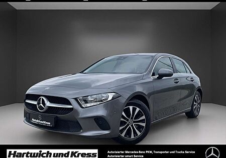 Mercedes-Benz A 200 Progressive+MBUX+Park-Assistent+Winterräder