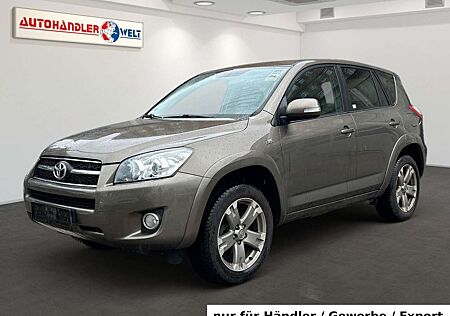 Toyota RAV 4 2.2D Executive 4x4 Automatik AAC Leder SHZ