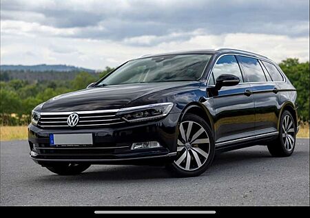 VW Passat Variant gebraucht kaufen VW Passat Variant Volkswagen Highline BMT/Start-Stopp 4Motion