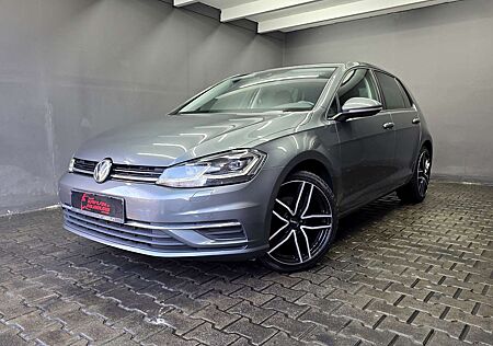 VW Golf Volkswagen VII 2.0 TDI, ACC, LED SCHEINWERDER, R-KAMER