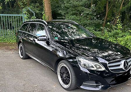 Mercedes-Benz E 220 BlueTec 4Matic (212.211)