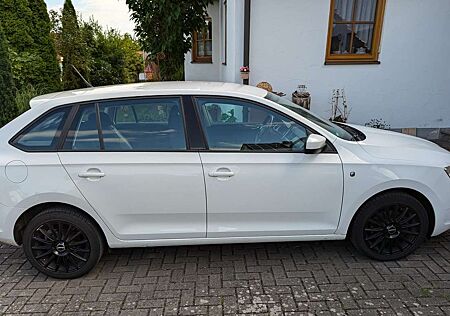 Skoda Rapid /Spaceback 1.2 TSI|Sitzheiz|Tempomat|2x Bereifung|AUX